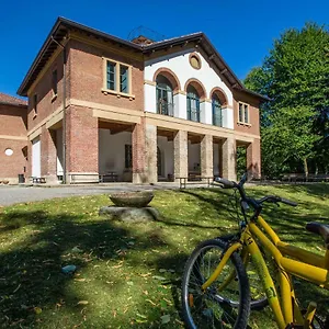 https://ostello-costa-alta.it-lombardy.com